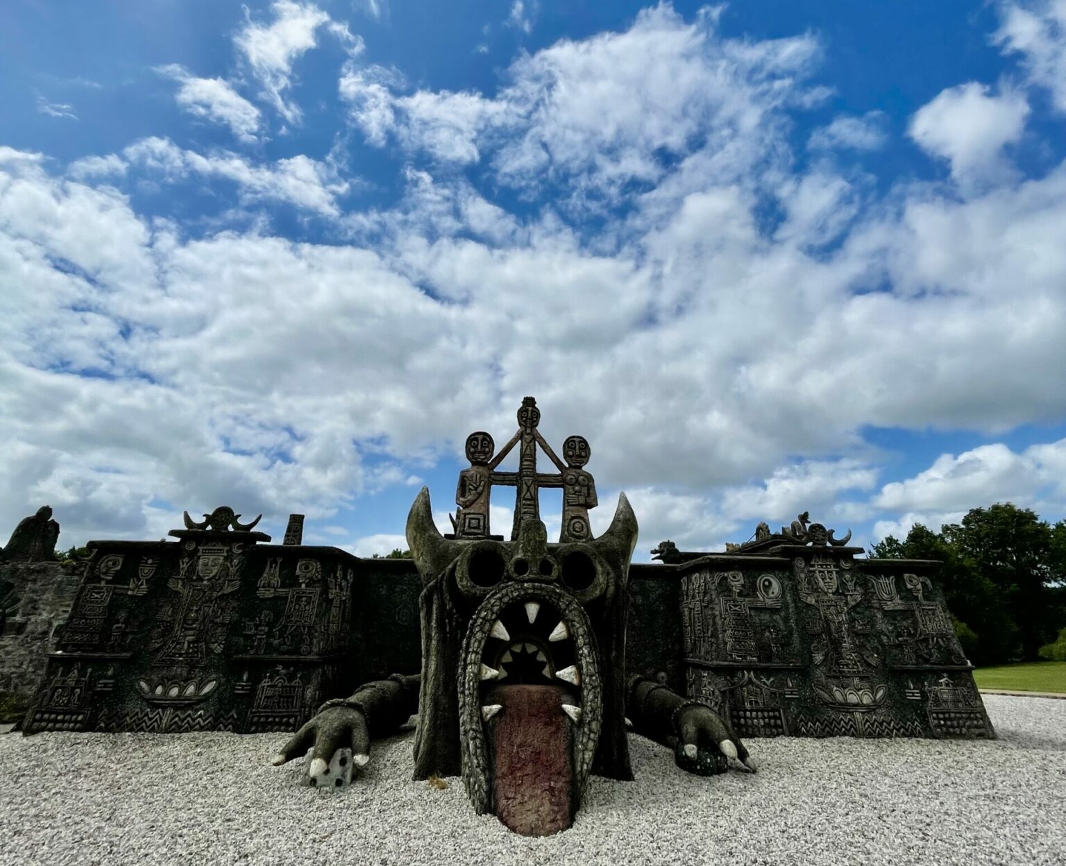 [Reco musée] Le musée Robert Tatin, à Cossé-le-Vivien (Mayenne - 53) : une archisculpture fascinante